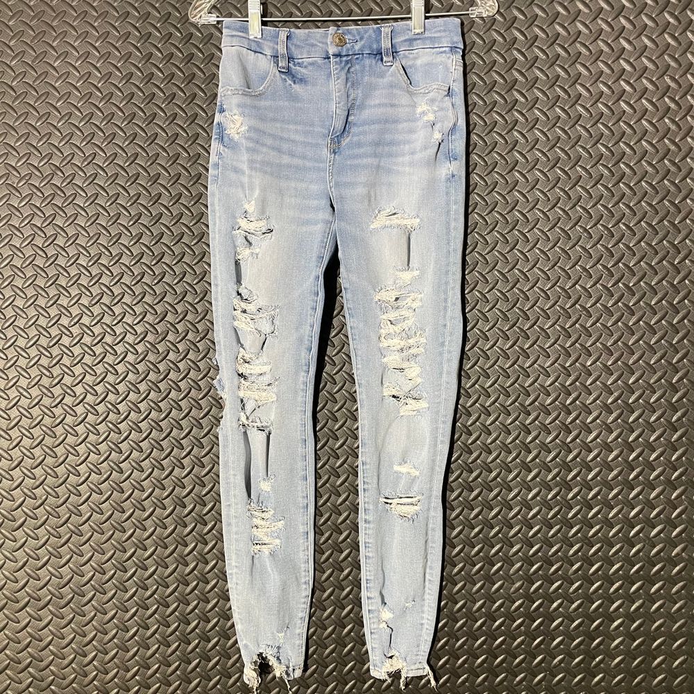 American Eagle Light Wash Blue High Rise Jegging Distress Denim Jeans Size 2 Reg